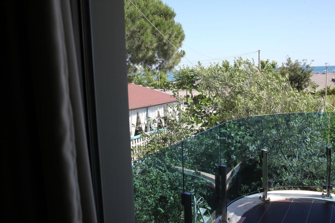 Freskia Resort Velipojë エクステリア 写真