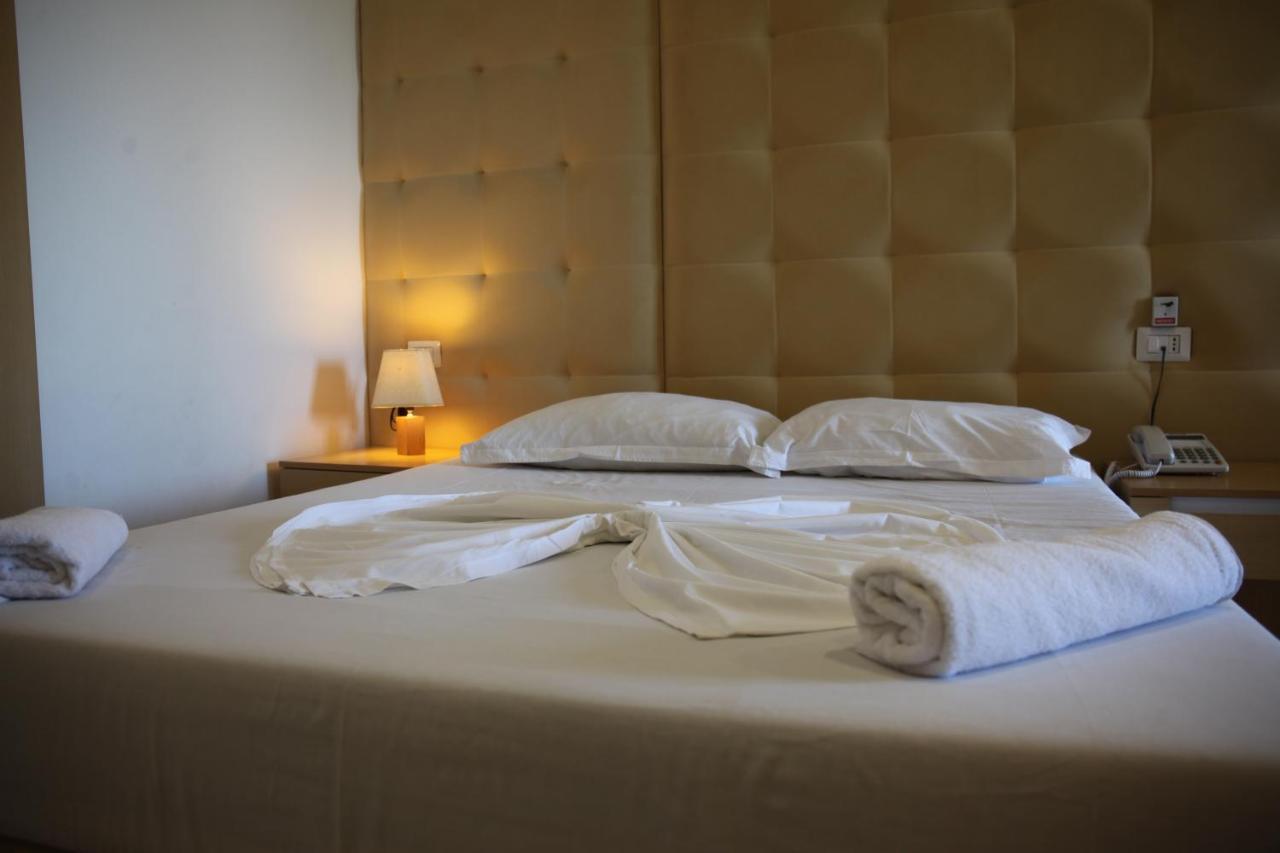 Freskia Resort Velipojë エクステリア 写真