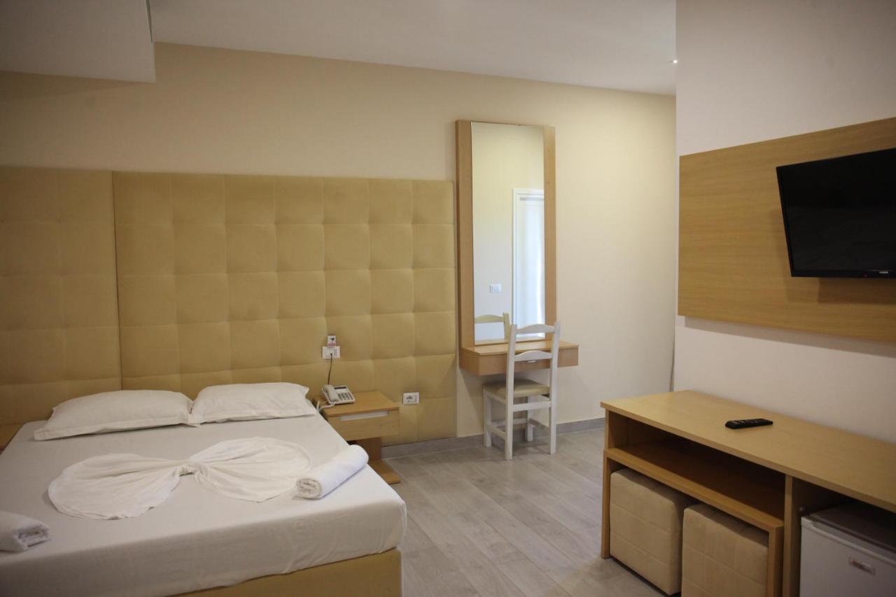 Freskia Resort Velipojë エクステリア 写真